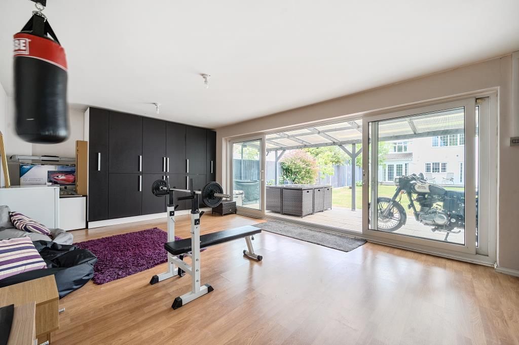 Property photo 2 of 23 Internal View