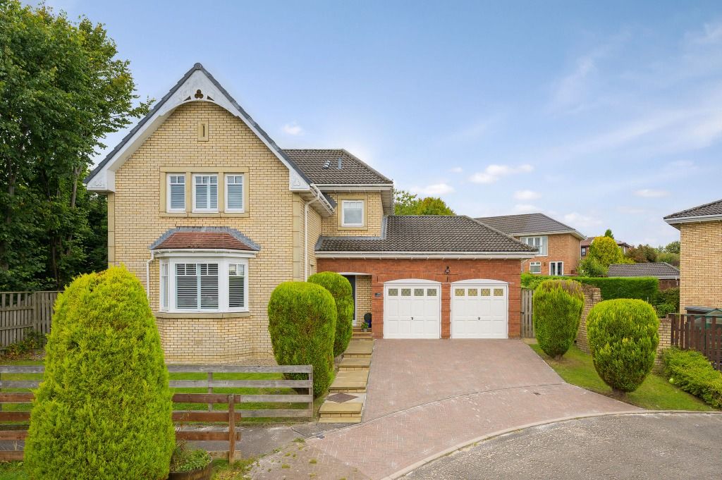 Property photo 1 of 32