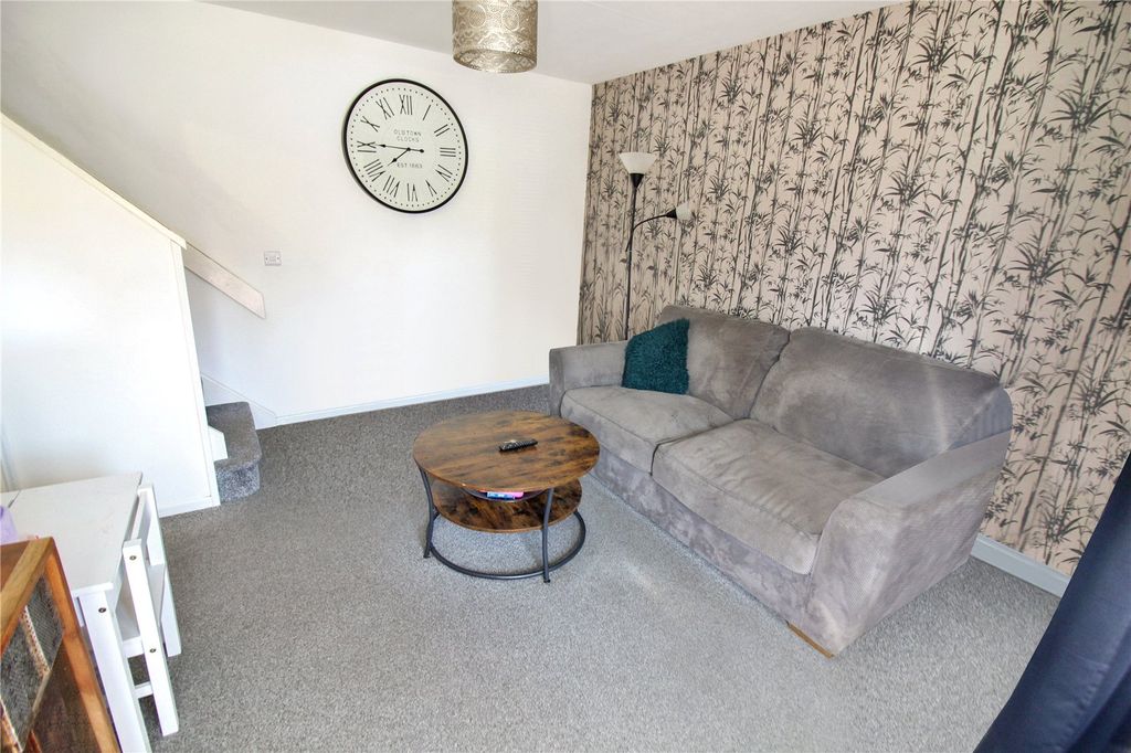 Property photo 3 of 8 Picture No. 04