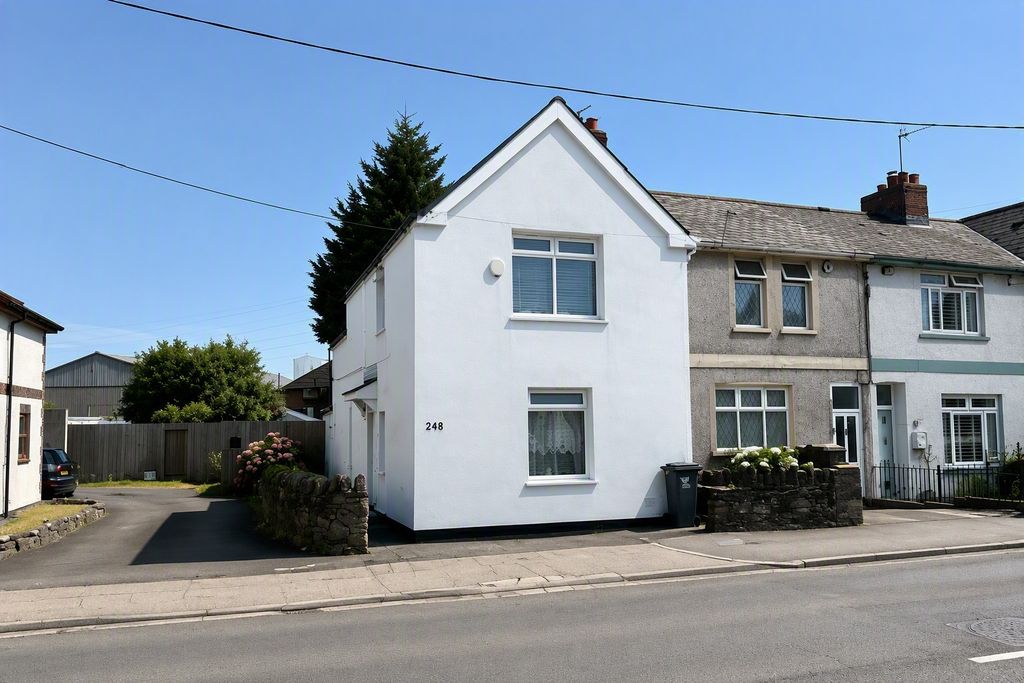 Property photo 1 of 4