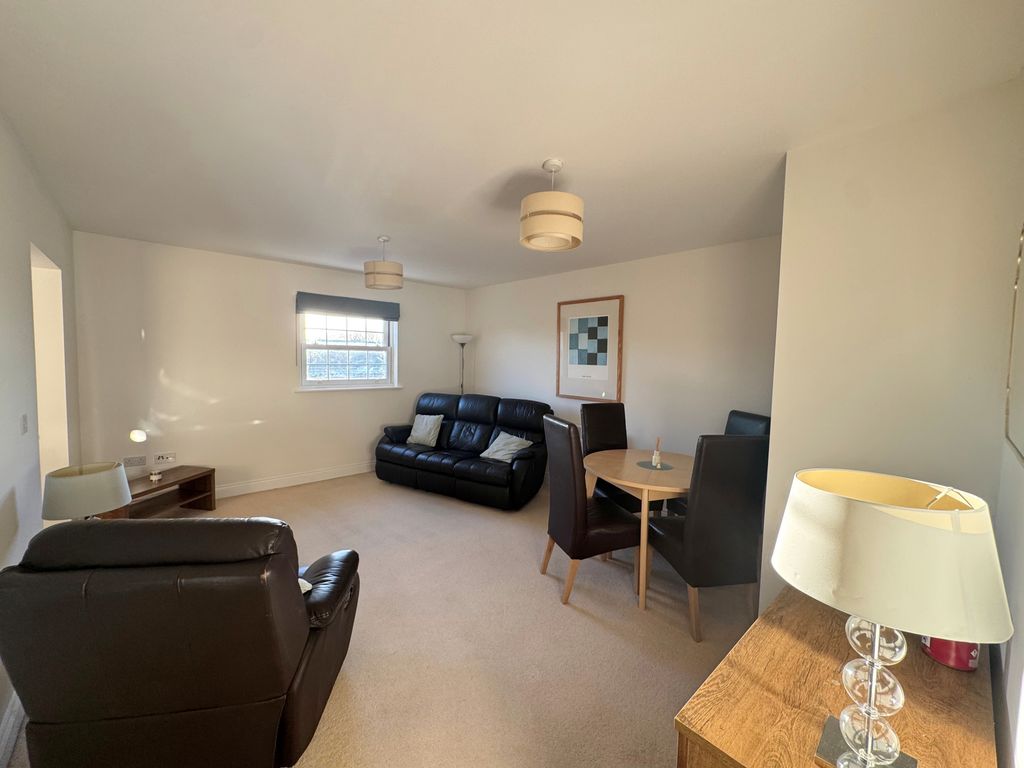 Property photo 3 of 17 5