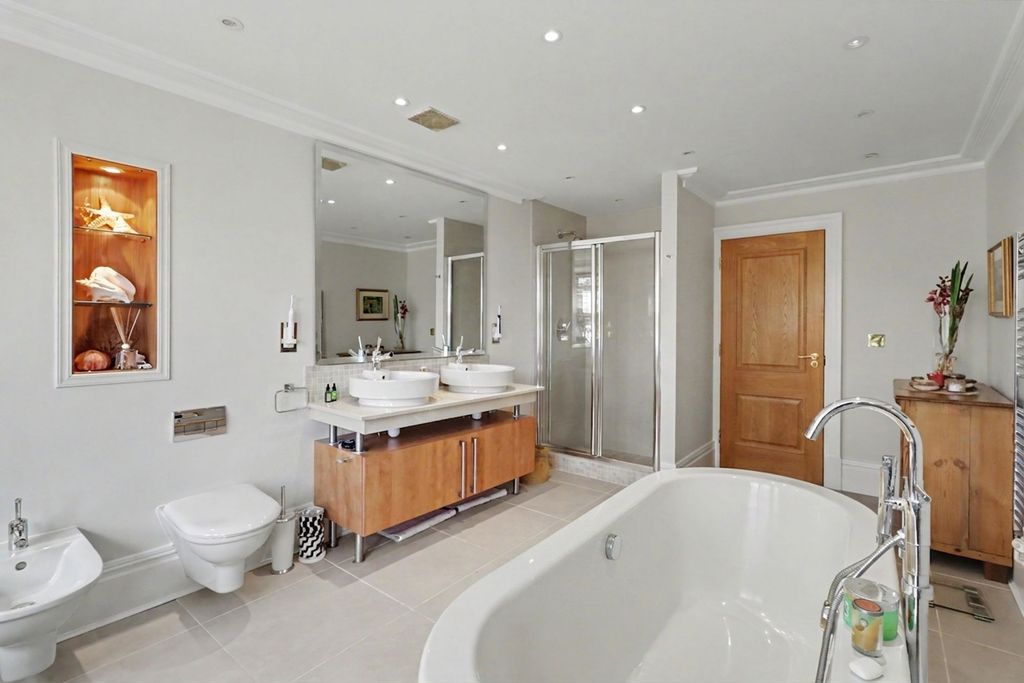 Additional image 14 of 5 bed semi-detached house for salePalace Road, East Molesey KT8
