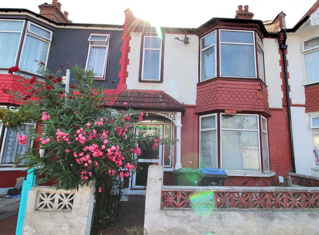 Property photo 1 of 12