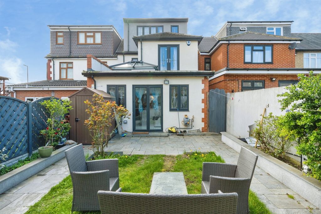 Property photo 1 of 15