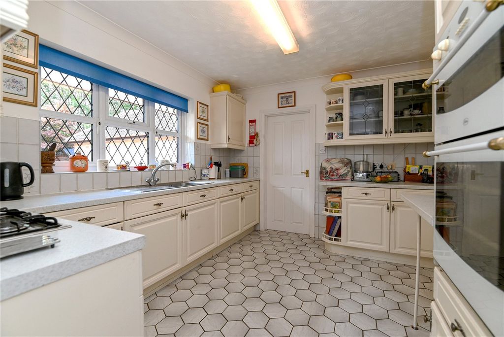 Property photo 3 of 20 Picture No. 05