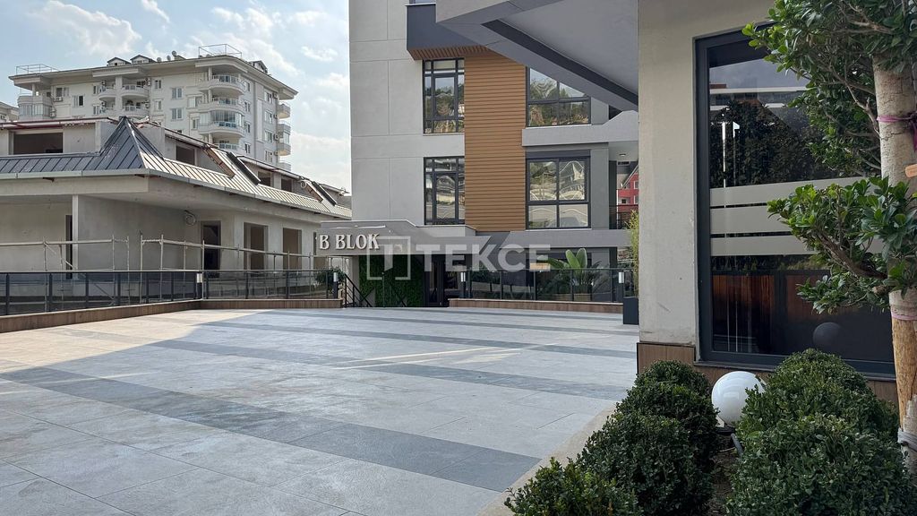 Property photo 3 of 19