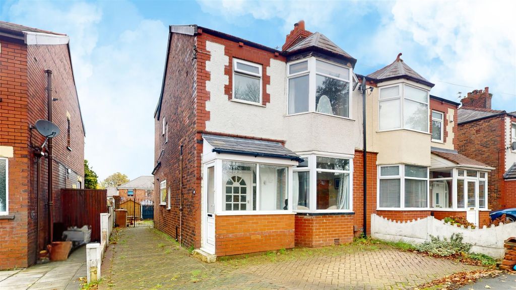 Property photo 1 of 22 Knowsley Road For Sale