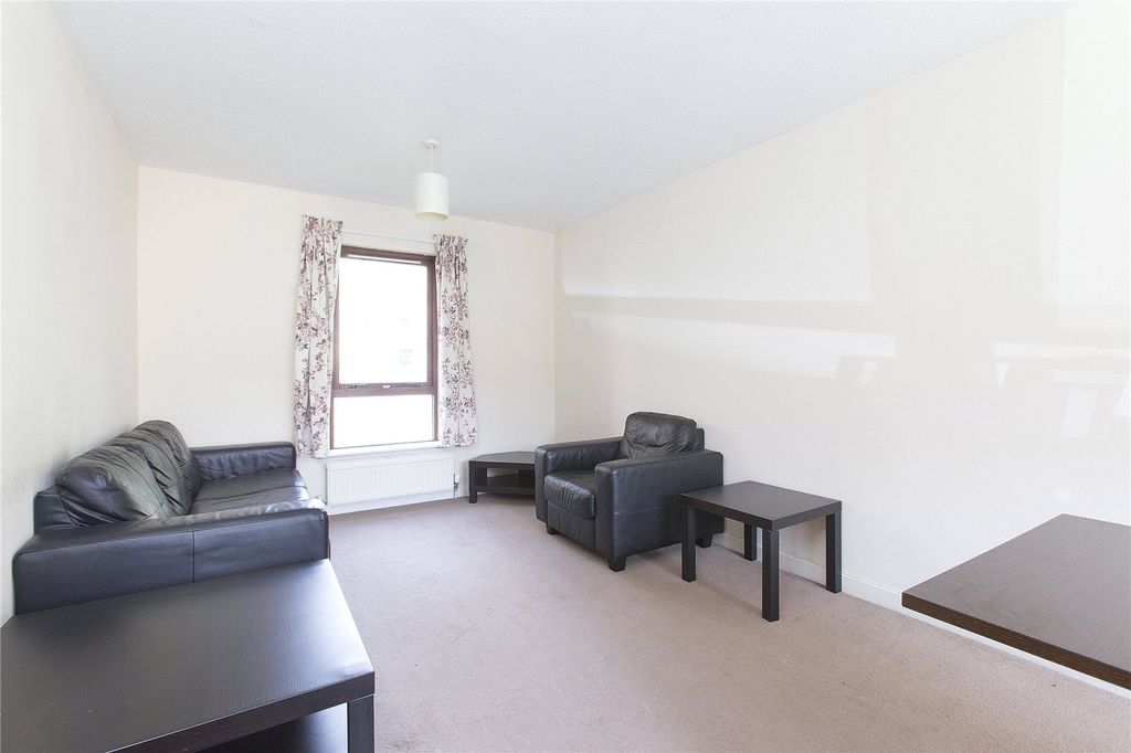 Property photo 2 of 15 Picture No. 19