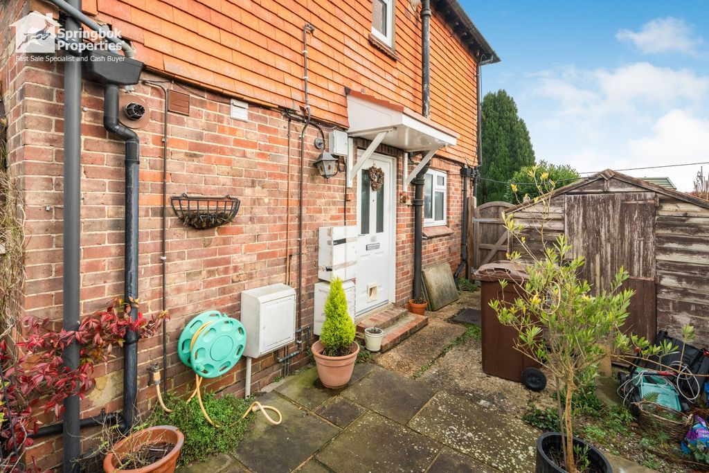 Property photo 1 of 9 Front View