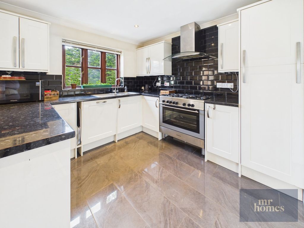 Property photo 3 of 50