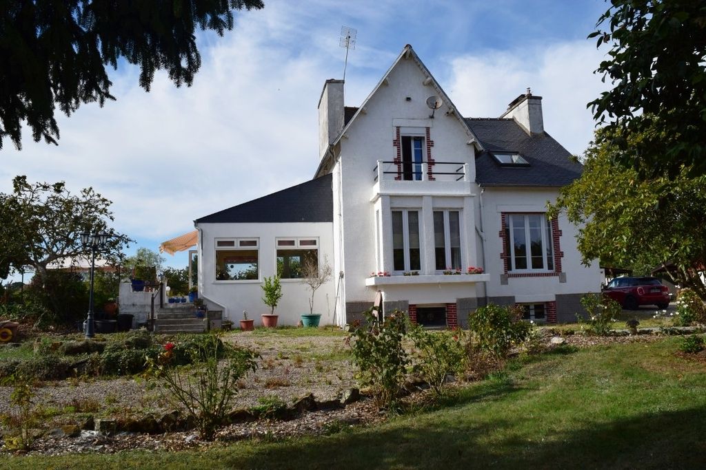 Property photo 3 of 32