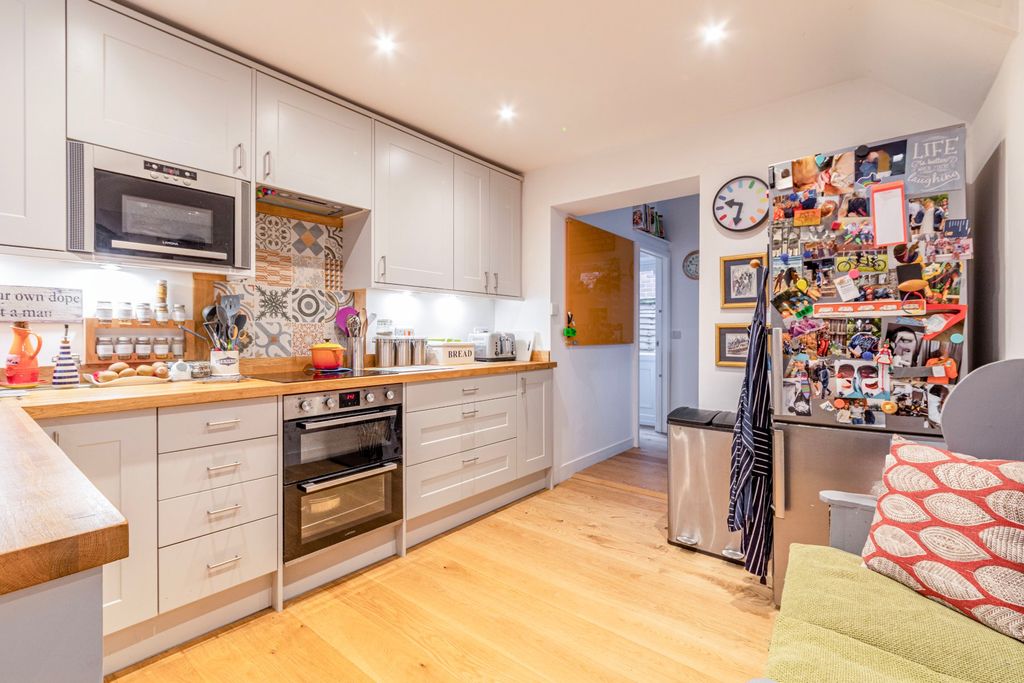 Property photo 3 of 30 Picture No. 23