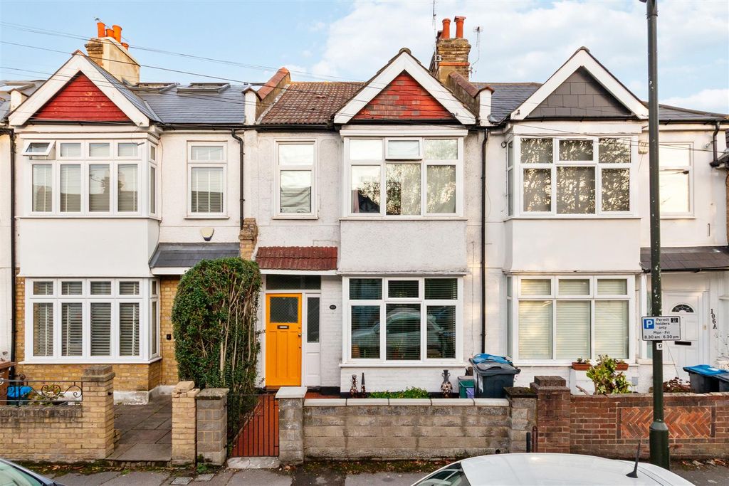 Property photo 1 of 10 External