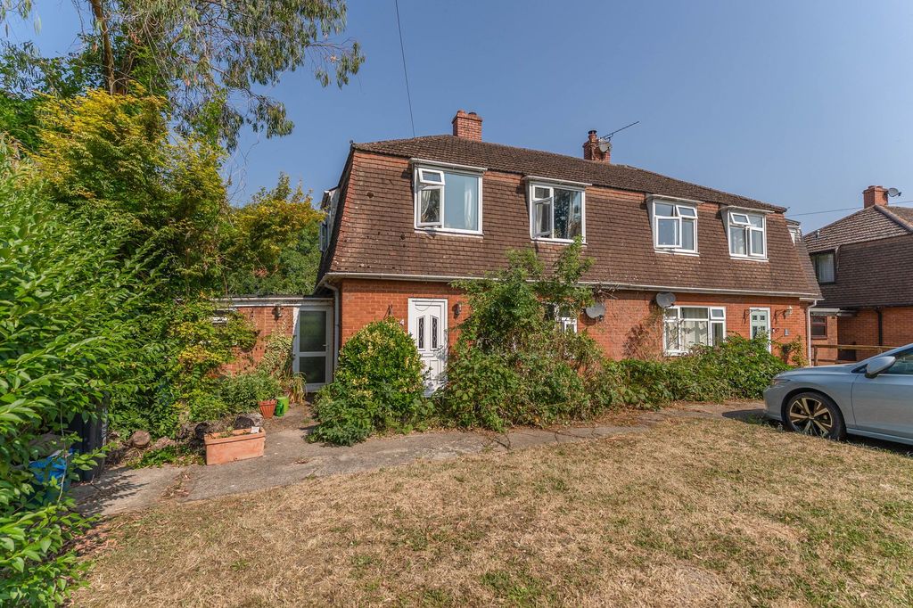 Property photo 1 of 24