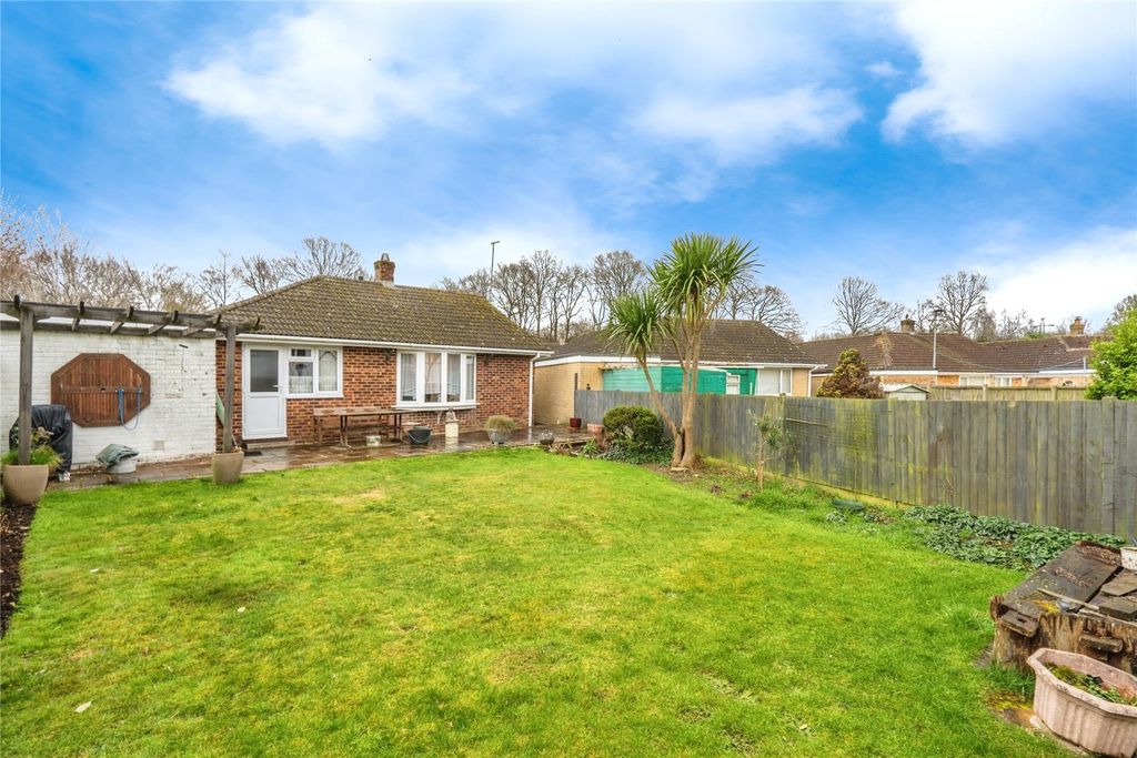 Property photo 2 of 13 Picture No. 37