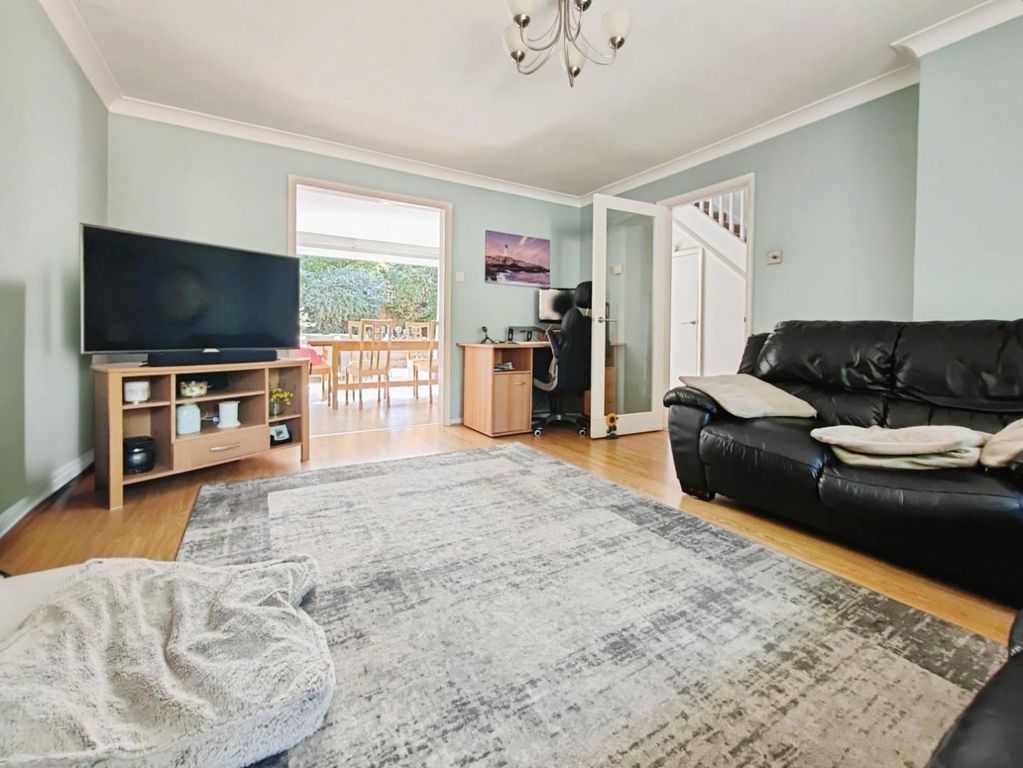 Property photo 3 of 15 Fcab8Bbf-1000007080.Jpg