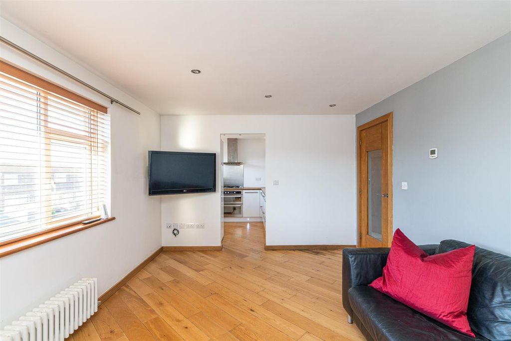 Property photo 2 of 10 Af42449B-264c-4d98-A7Dd-1Fc13Fd2Eeee.Jpeg