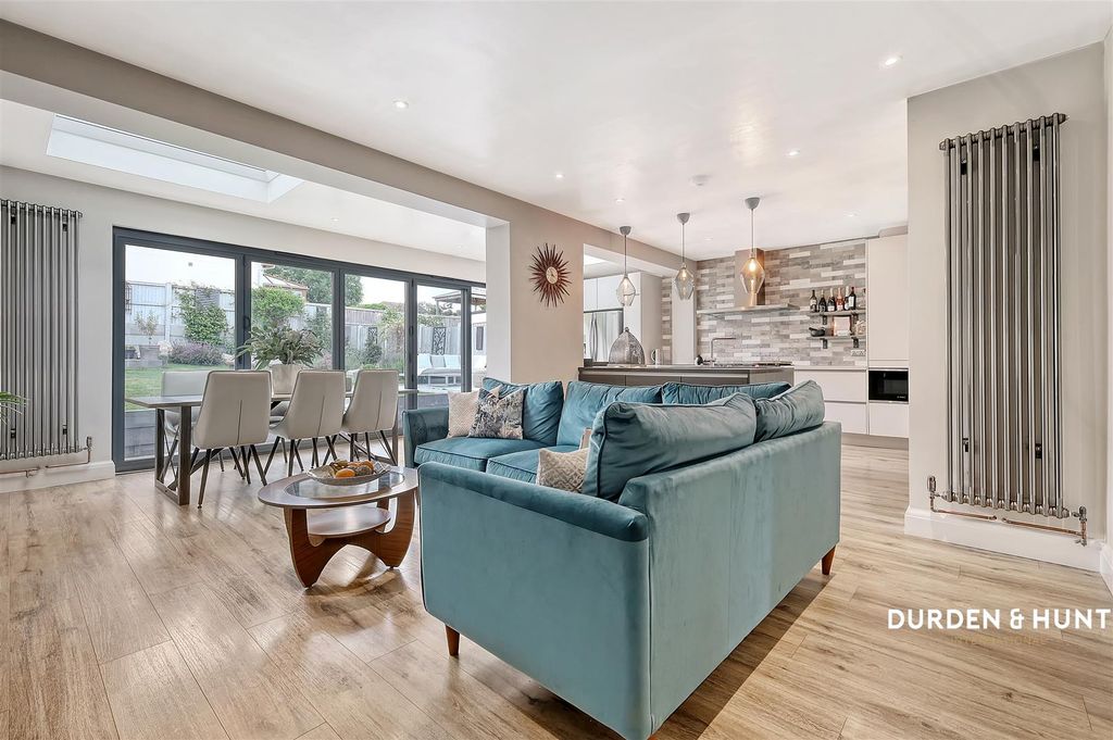 Property photo 2 of 24 Ingreway