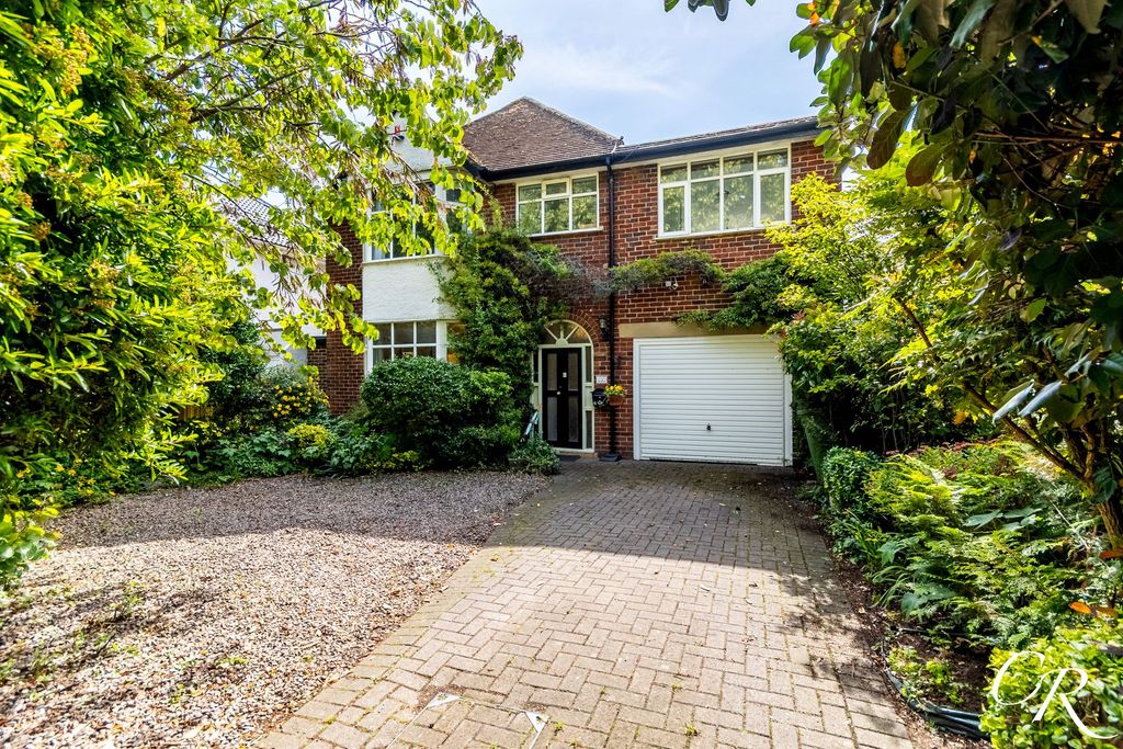 Property photo 1 of 18