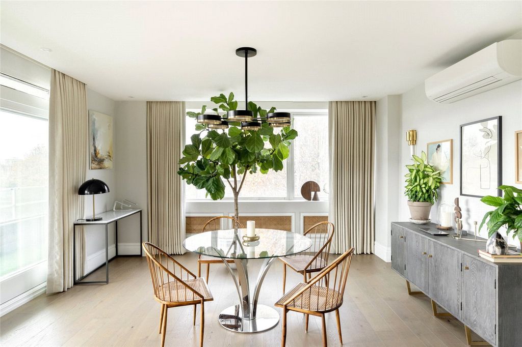 Property photo 2 of 21 Picture No. 06