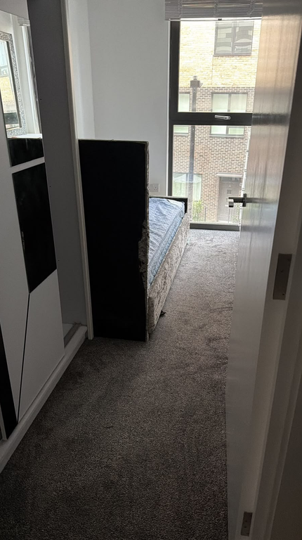 Property photo 1 of 3