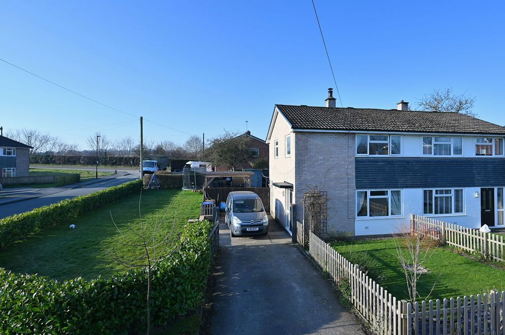 Property photo 1 of 24