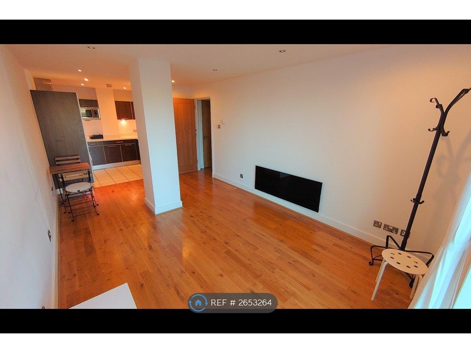 Property photo 3 of 10