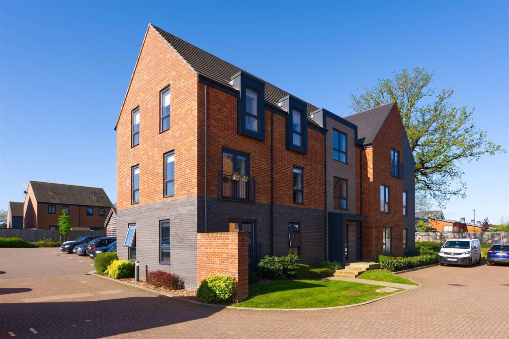 Property photo 2 of 23 4.Jpg