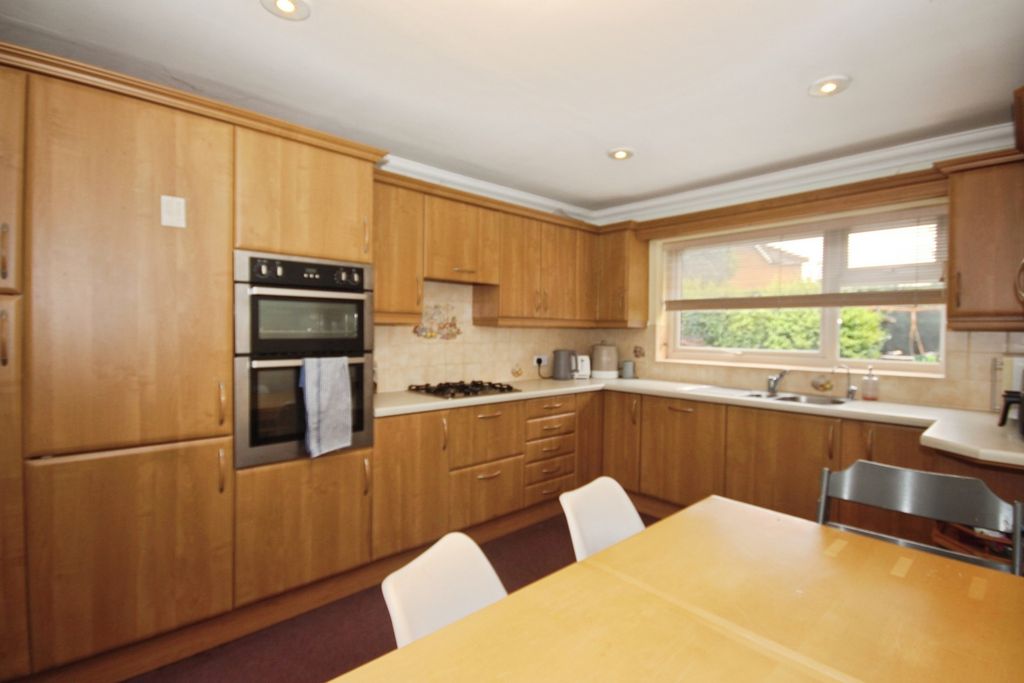 Property photo 3 of 14 Pbox-Img.Jpg