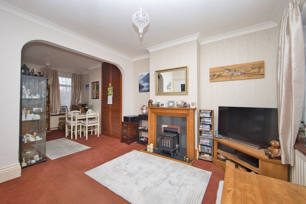 Property photo 2 of 11 Picture 2