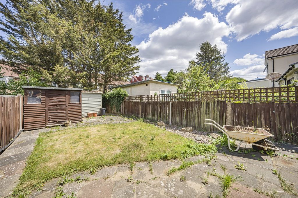 Property photo 2 of 14 Garden