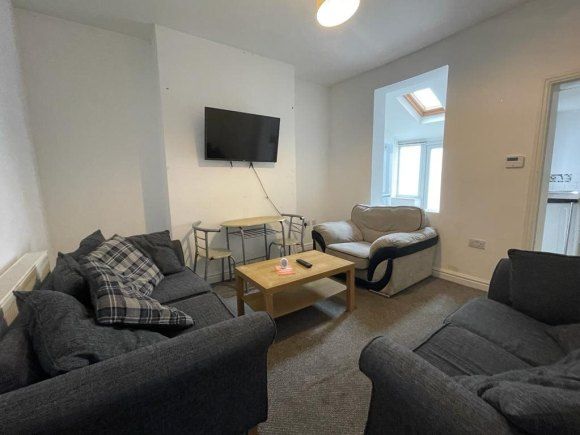 Property photo 1 of 13 7927239.Jpg