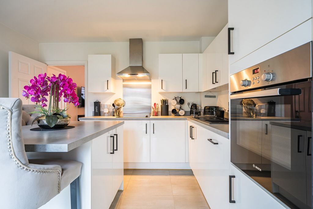 Property photo 2 of 24 1397420-21-6967B9...