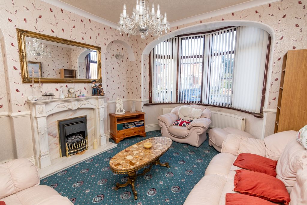 Property photo 2 of 11 Image 1