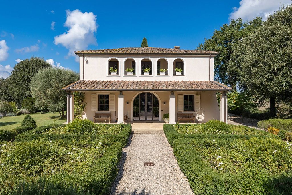 Property photo 1 of 39