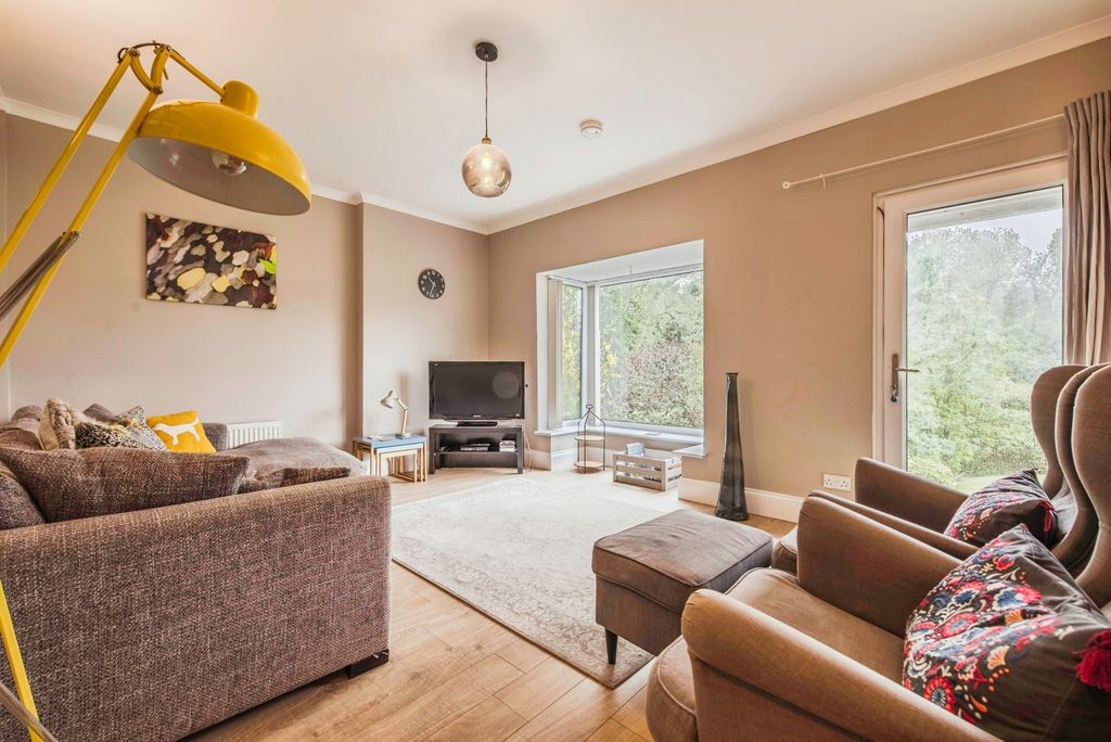 Property photo 3 of 22 Pbox-Img.Jpg