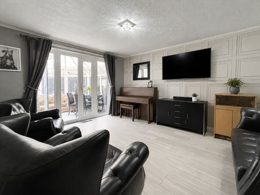Property photo 1 of 19 4705610
