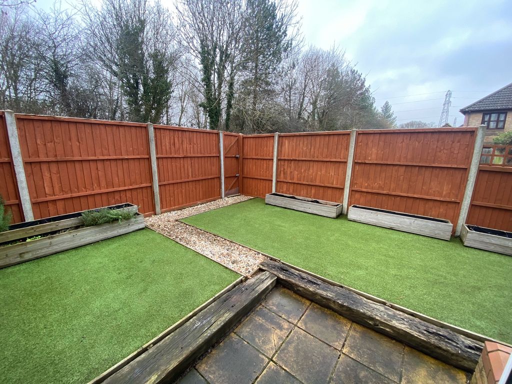 Property photo 3 of 8 Garden