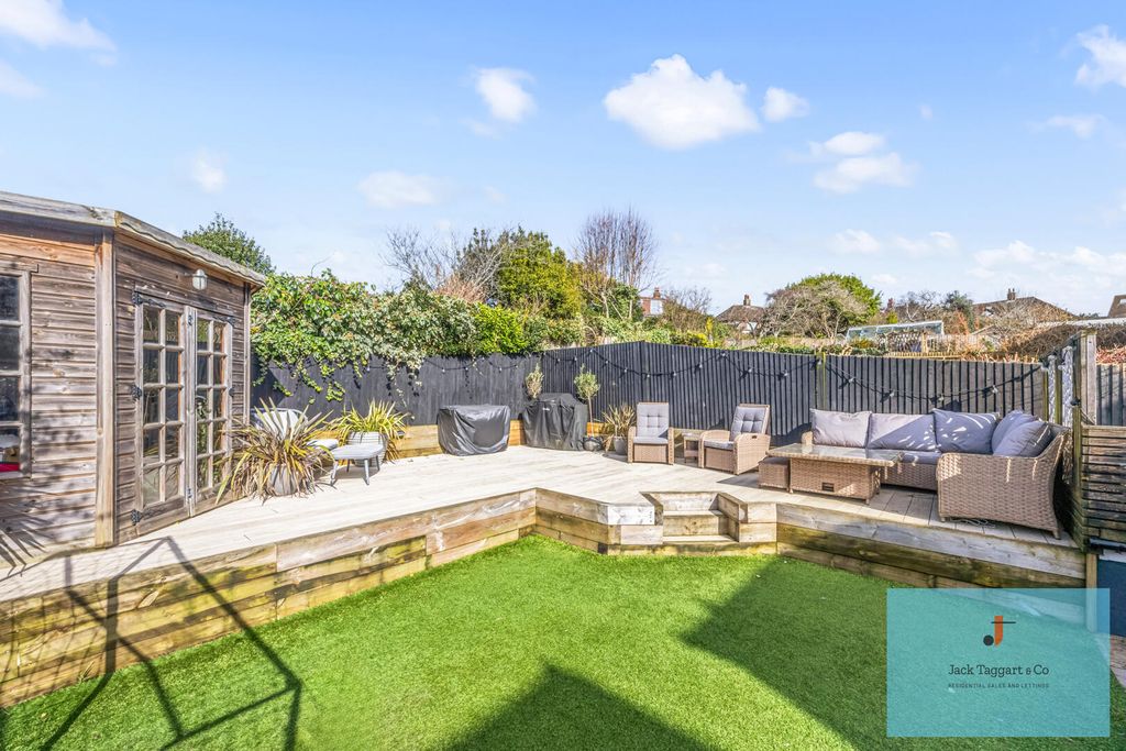 Property photo 2 of 24 Rear Garden