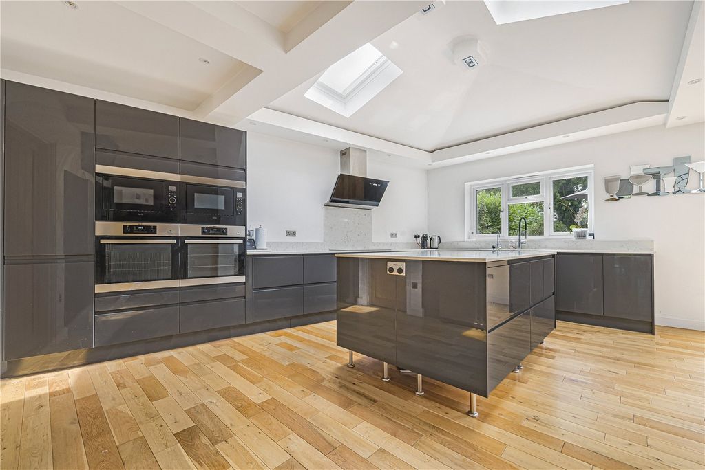 Property photo 3 of 19 Picture No. 73