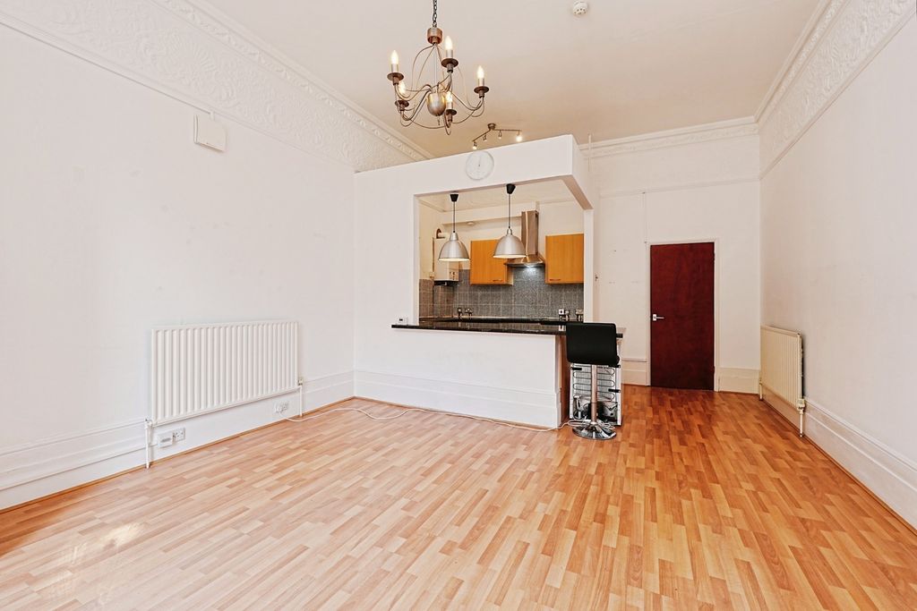 Property photo 3 of 14 Pbox-Img.Jpg