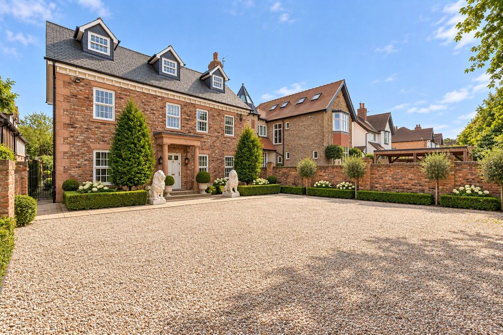 Property photo 1 of 19 Picture No. 29