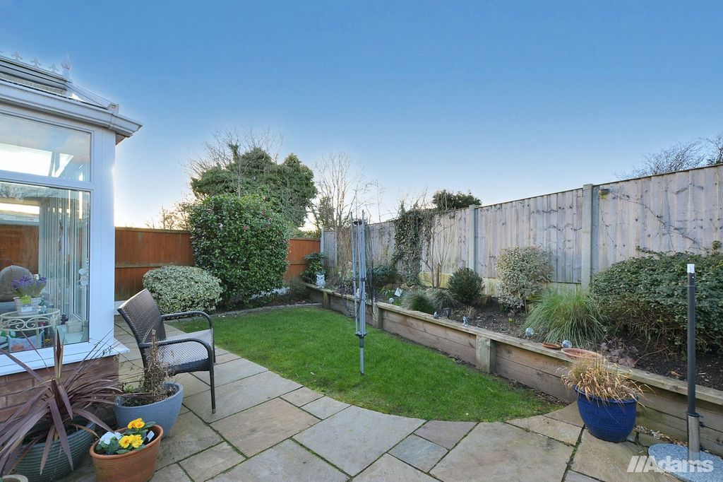 Property photo 2 of 24