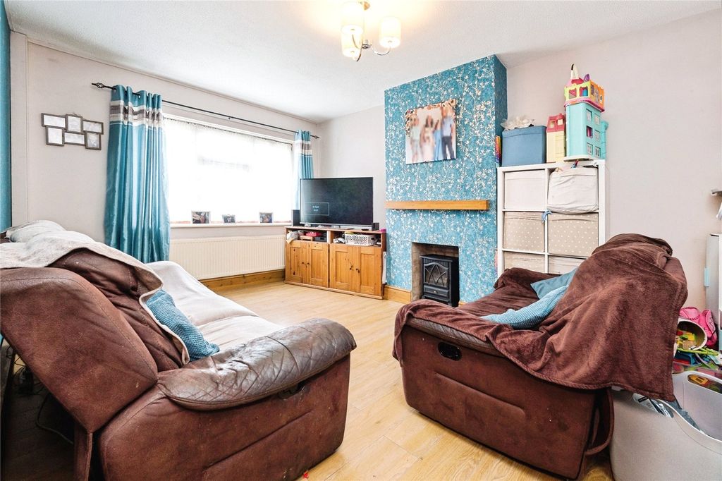 Property photo 2 of 16 Picture No. 23