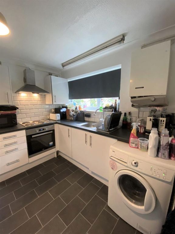 Property photo 1 of 4