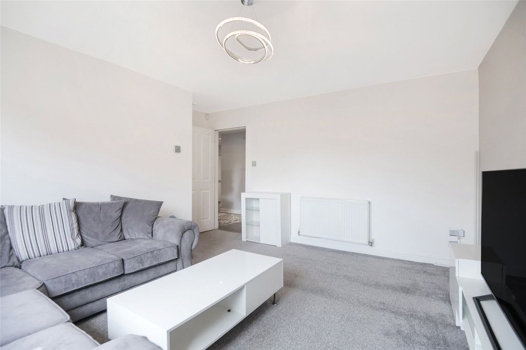 Property photo 3 of 15 3