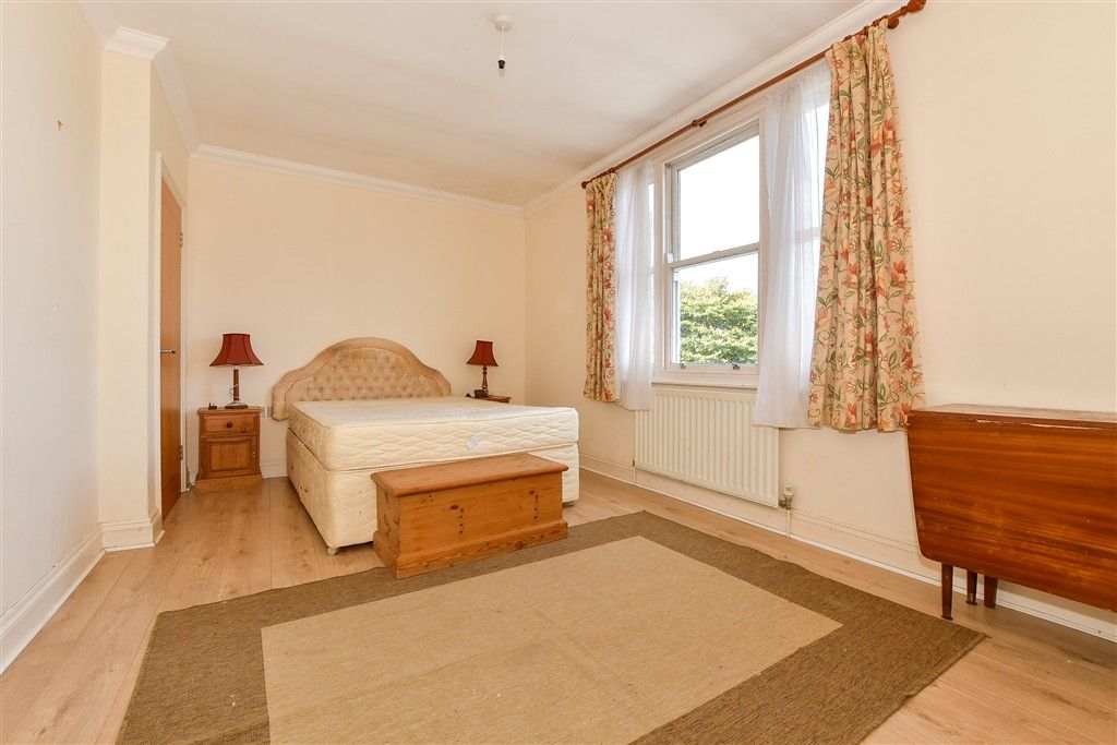 Property photo 3 of 9 Bedroom 1
