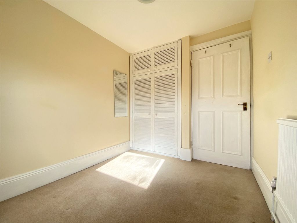 Property photo 3 of 11 Picture No. 16