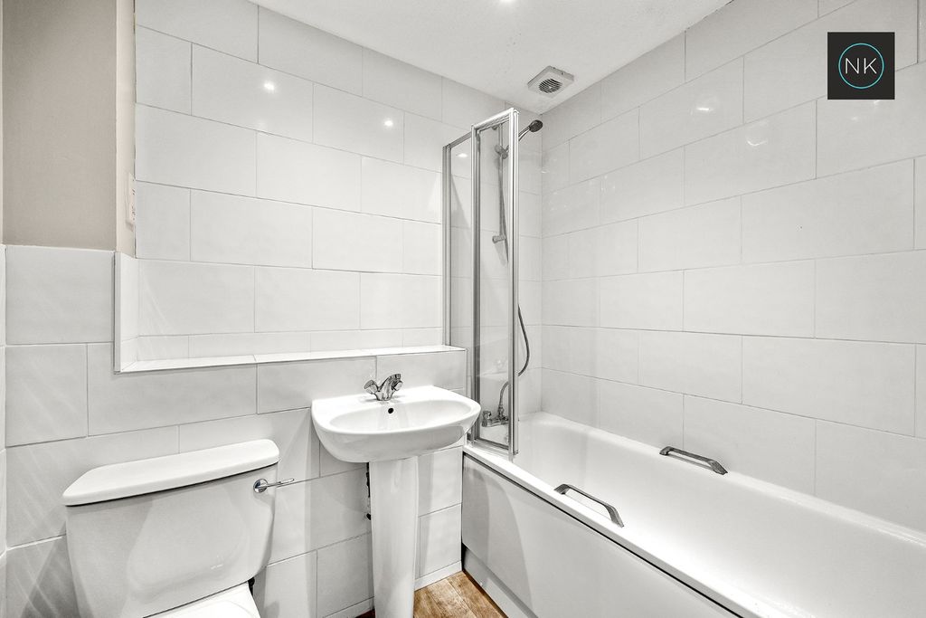 Property photo 3 of 15 5075395