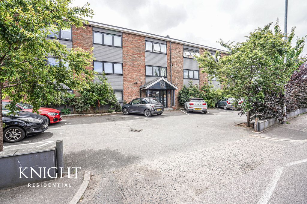 Property photo 1 of 14